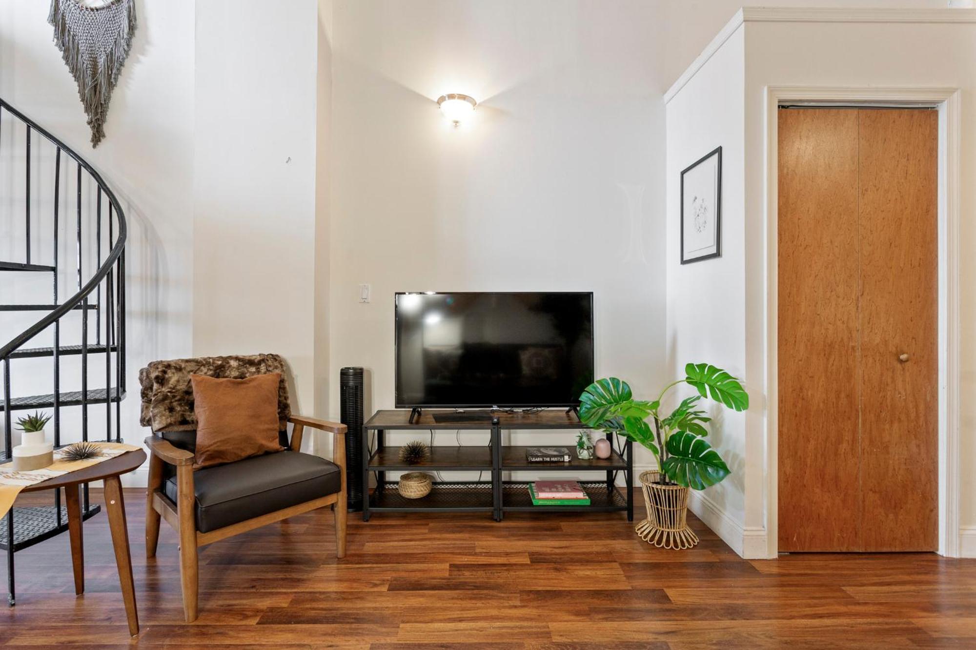 Sleeps 4! 2Br, Gym, Free Parking, Close To Major Attractions Philadelphia Exterior foto