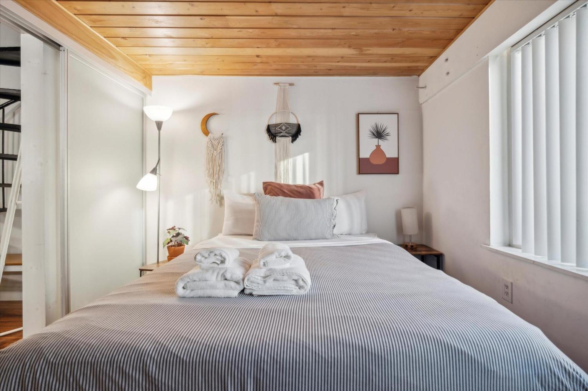 Sleeps 4! 2Br, Gym, Free Parking, Close To Major Attractions Philadelphia Exterior foto